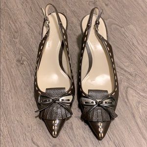 Women’s medium heels
